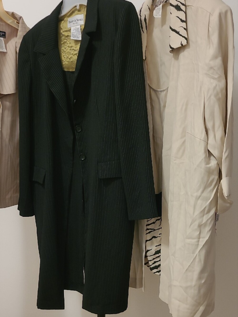 Light Cream Coat for Women — Classic Lightweight Outerwear
